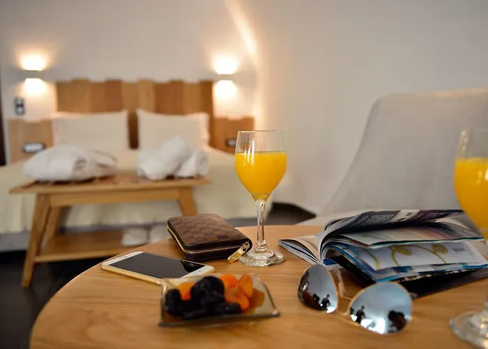 Unique Suites